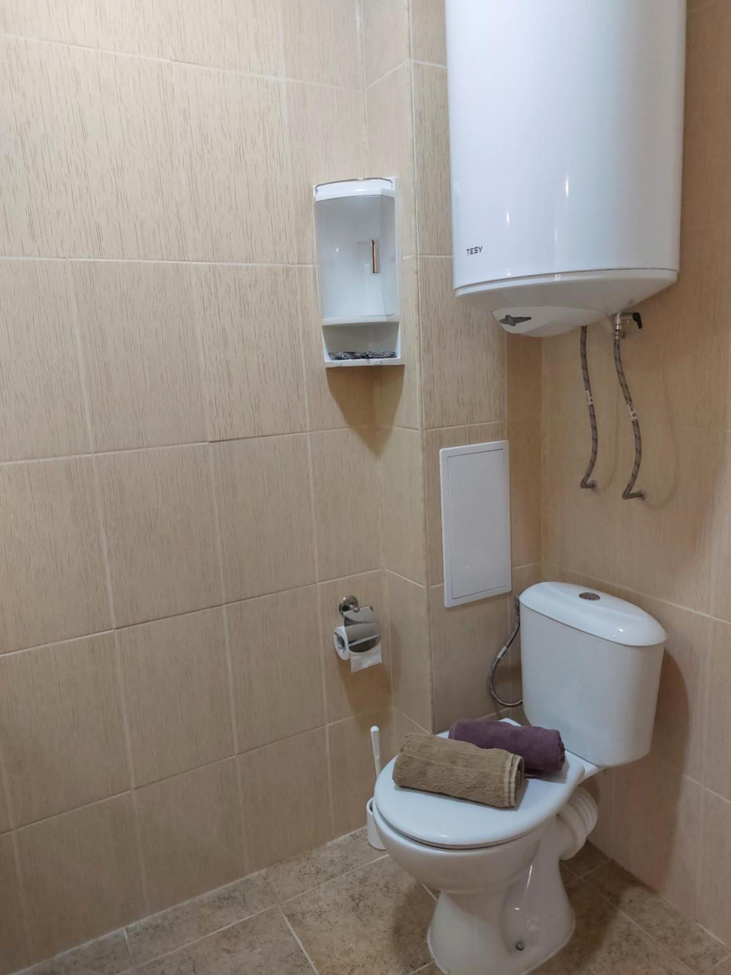 Krimski Apartment - Free Private Parking Varna Bagian luar foto