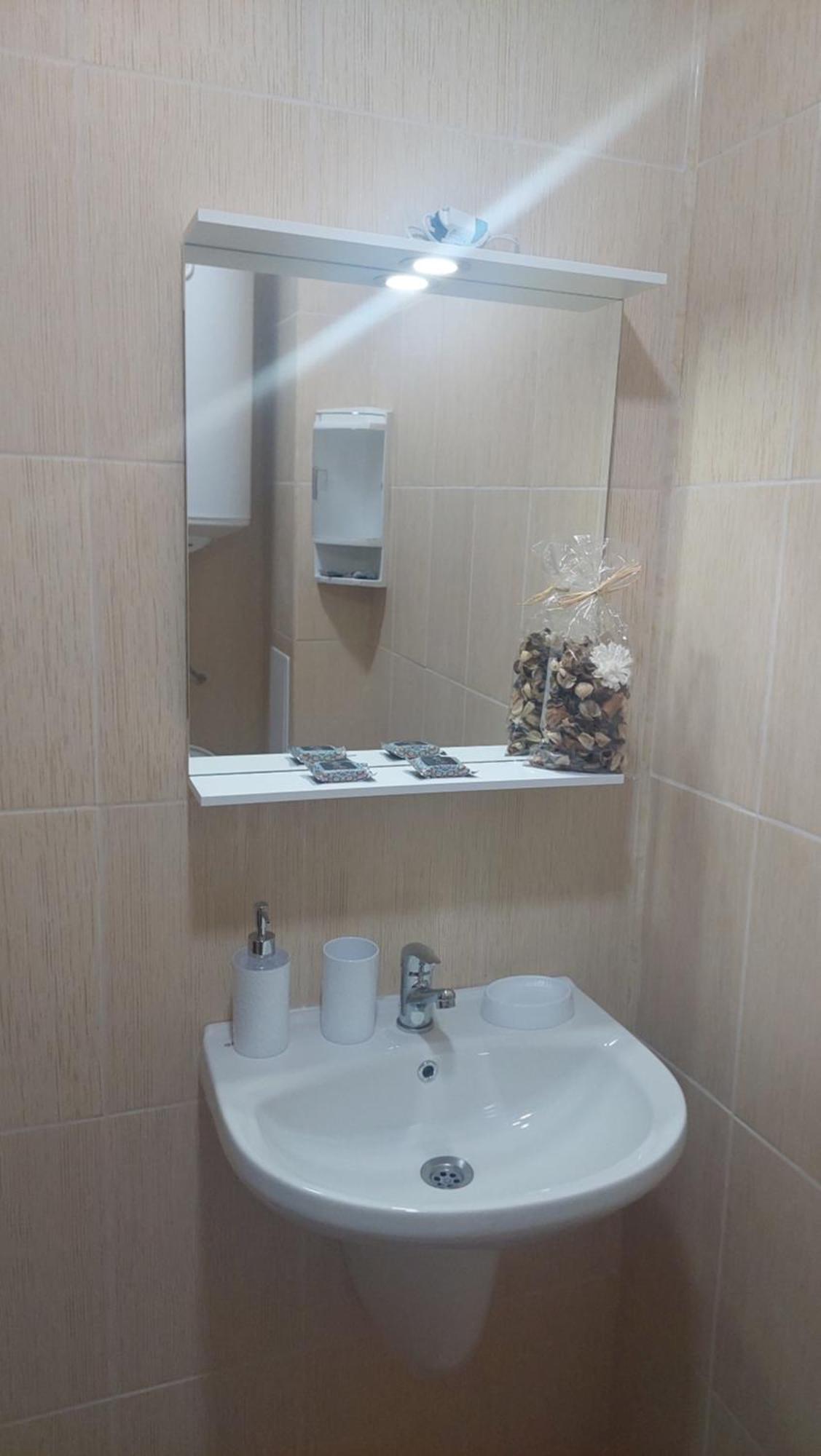 Krimski Apartment - Free Private Parking Varna Bagian luar foto