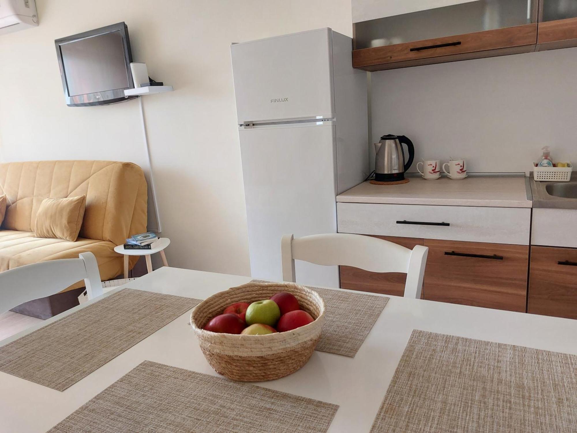 Krimski Apartment - Free Private Parking Varna Bagian luar foto